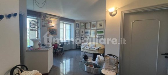 Apartamento de 2 dormitorios en Turin, Italy No. 282869 2