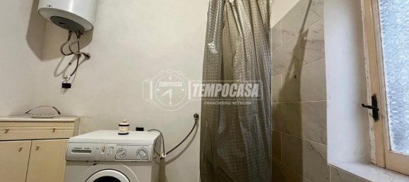 3غرفة شقة في Rome, Italy رقم 26032 26