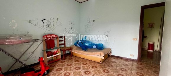 3غرفة شقة في Rome, Italy رقم 26032 23