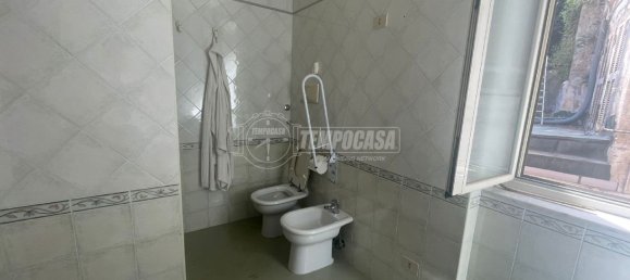 Apartamento T2 em Naples, Italy N.º 31559 18