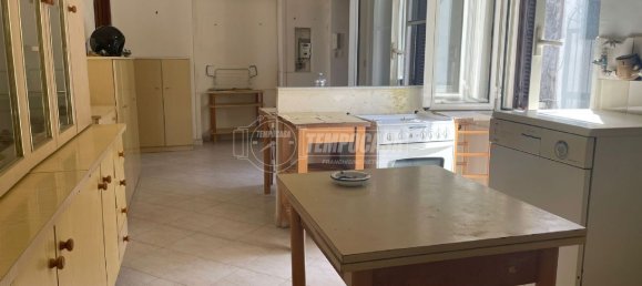 Apartamento T2 em Naples, Italy N.º 31559 15