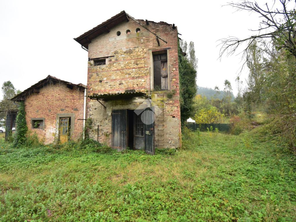 Casa de 4 habitaciónes en Felino, Italy No. 160331