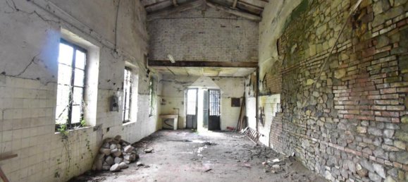 Casa de 4 habitaciónes en Felino, Italy No. 160331 8