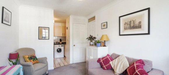 1 bedroom Apartment in London, United Kingdom No. 12408 2