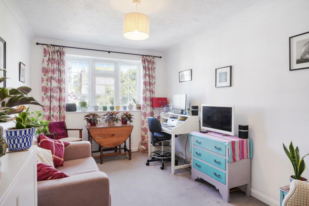 1 bedroom Apartment in London, United Kingdom No. 12408