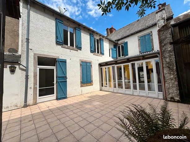 5 bedrooms House in Aigurande, France No. 304476