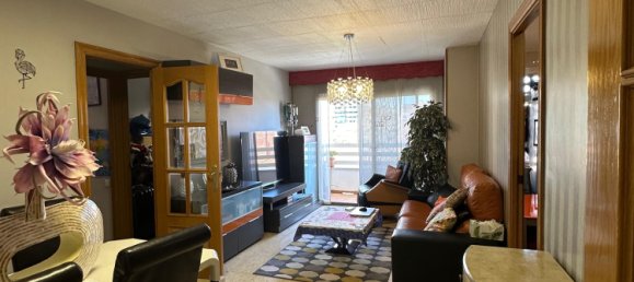 Квартира с 4 спальнями в Л'Оспиталет-де-Льобрегат, Испания № 181116 4