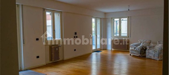 Apartamento de 5 divisões em Sondrio, Italy N.º 332195 4