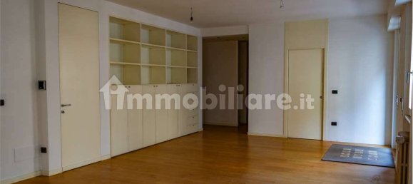 Apartamento de 5 divisões em Sondrio, Italy N.º 332195 5
