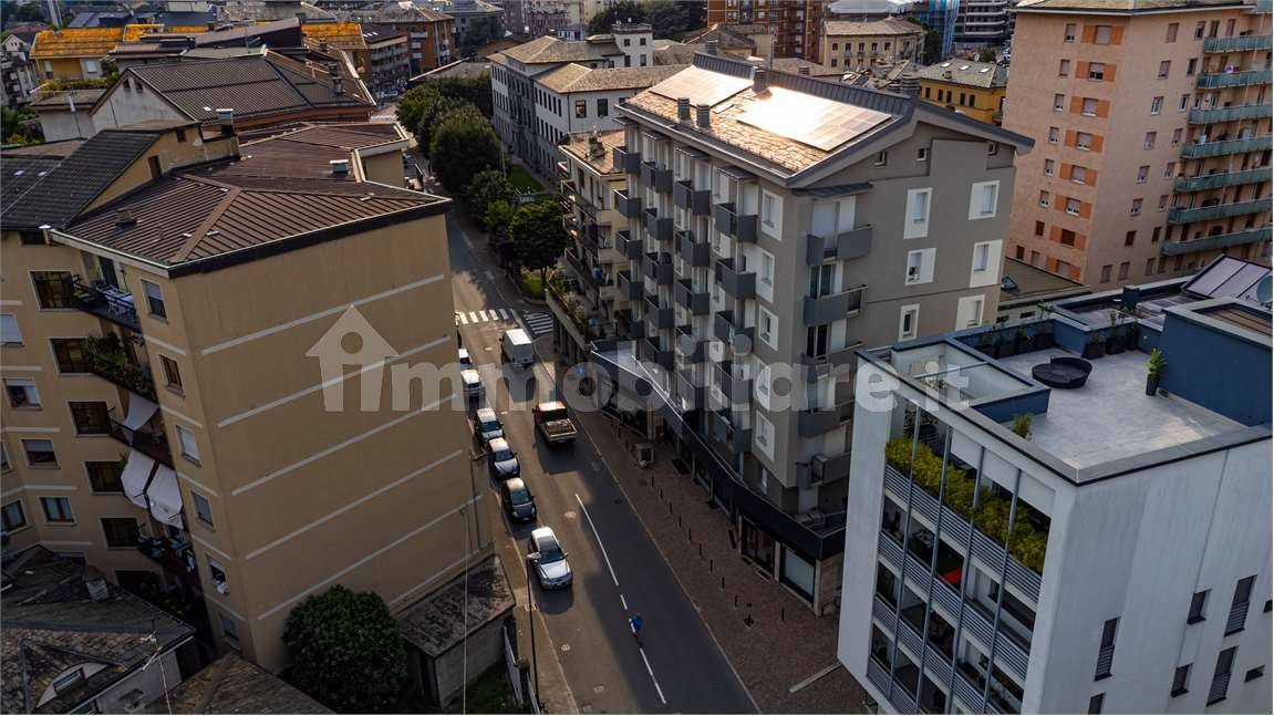 Apartamento de 5 divisões em Sondrio, Italy N.º 332195