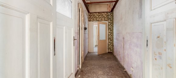 Edificio de 11 dormitorios en Anhalt-Bitterfeld, Germany No. 272478 8