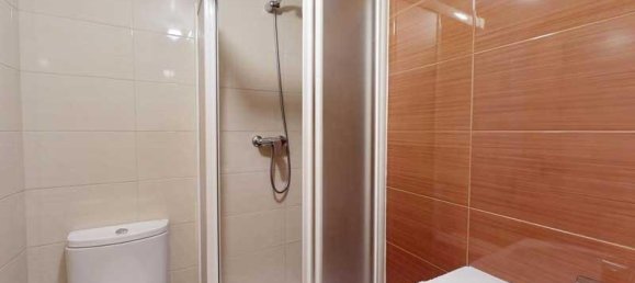 Apartamento de 3 dormitorios en Zaragoza, Spain No. 21670 29