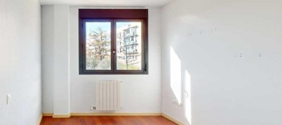 Apartamento de 3 dormitorios en Zaragoza, Spain No. 21670 25