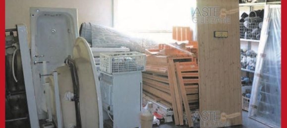 5 bedrooms Apartment in Rome, Italy No. 330830 4