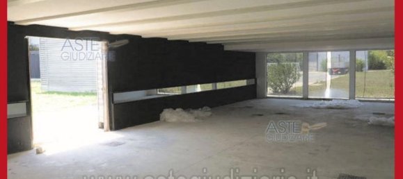 5 bedrooms Apartment in Rome, Italy No. 330830 7