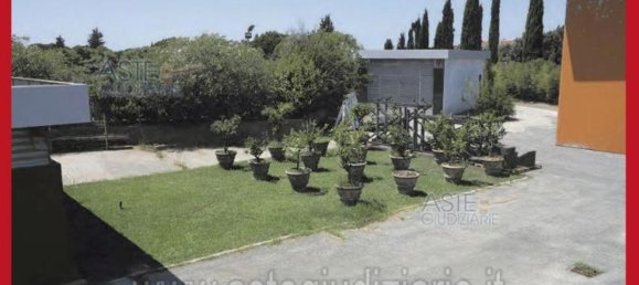 5 bedrooms Apartment in Rome, Italy No. 330830 18