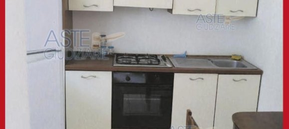 5 bedrooms Apartment in Rome, Italy No. 330830 5