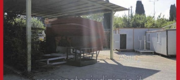 5 bedrooms Apartment in Rome, Italy No. 330830 14