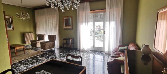 Casa de 4 dormitorios en Montegiorgio, Italy No. 21137 20