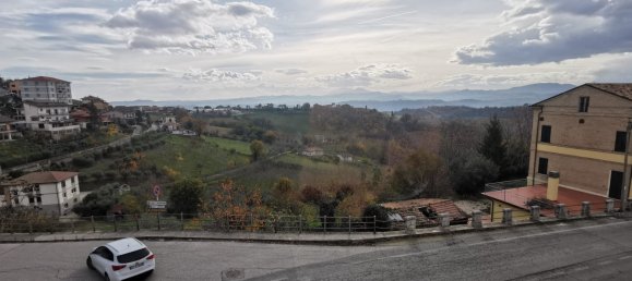 Casa de 4 dormitorios en Montegiorgio, Italy No. 21137 10