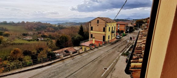 Casa de 4 dormitorios en Montegiorgio, Italy No. 21137 13