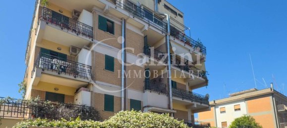 Apartamento T1 em Rome, Italy N.º 372916 18