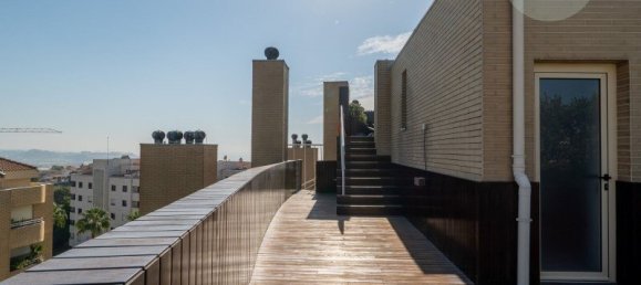 3 bedrooms Apartment in Porto, Portugal No. 136848 9