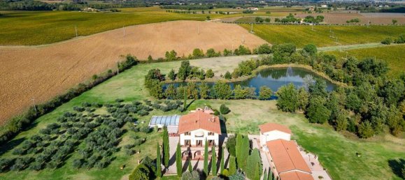 10 Schlafzimmer Schlösser in Cortona, Italy, Nr. 56474 7
