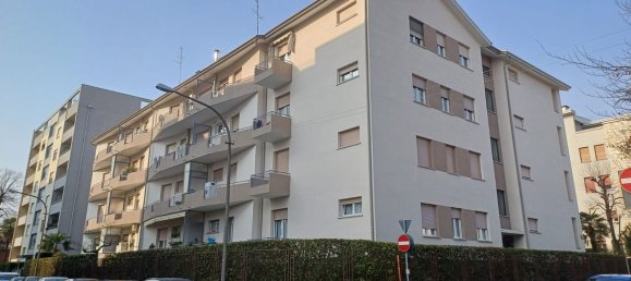 2 bedrooms Apartment in Pordenone, Italy No. 377427 25