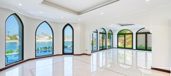 5 bedrooms Villa in Palm Jumeirah, UAE No. 112112 4