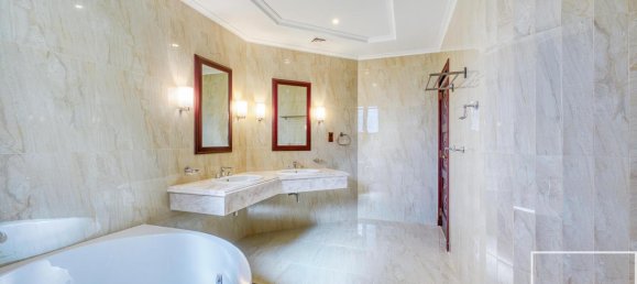 5 bedrooms Villa in Palm Jumeirah, UAE No. 112112 19