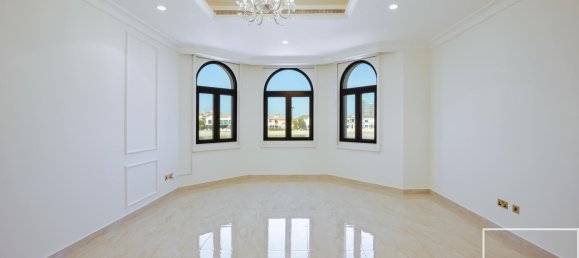 5 bedrooms Villa in Palm Jumeirah, UAE No. 112112 15