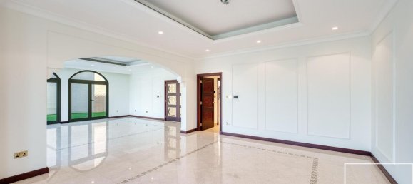 5 bedrooms Villa in Palm Jumeirah, UAE No. 112112 11