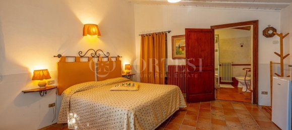 16 bedrooms House in Assisi, Italy No. 271949 31