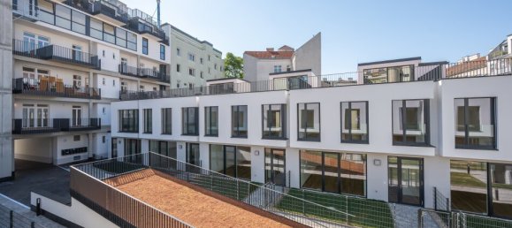  Parking in Brigittenau, Austria No. 100795 4