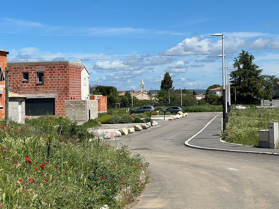  قطعة أرض في Manduel, France رقم 104011