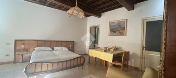 Здание с 8 комнатами в Вероли, Италия № 159791 36