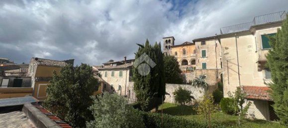 Здание с 8 комнатами в Вероли, Италия № 159791 21