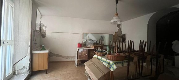 Здание с 8 комнатами в Вероли, Италия № 159791 15