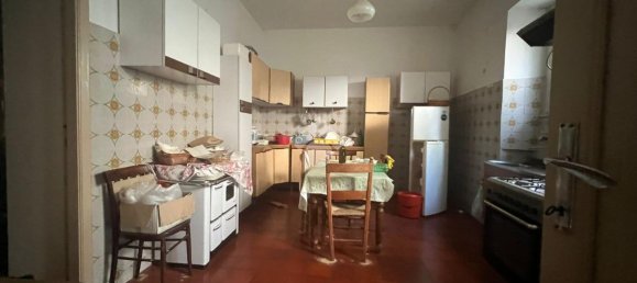 Здание с 8 комнатами в Вероли, Италия № 159791 32