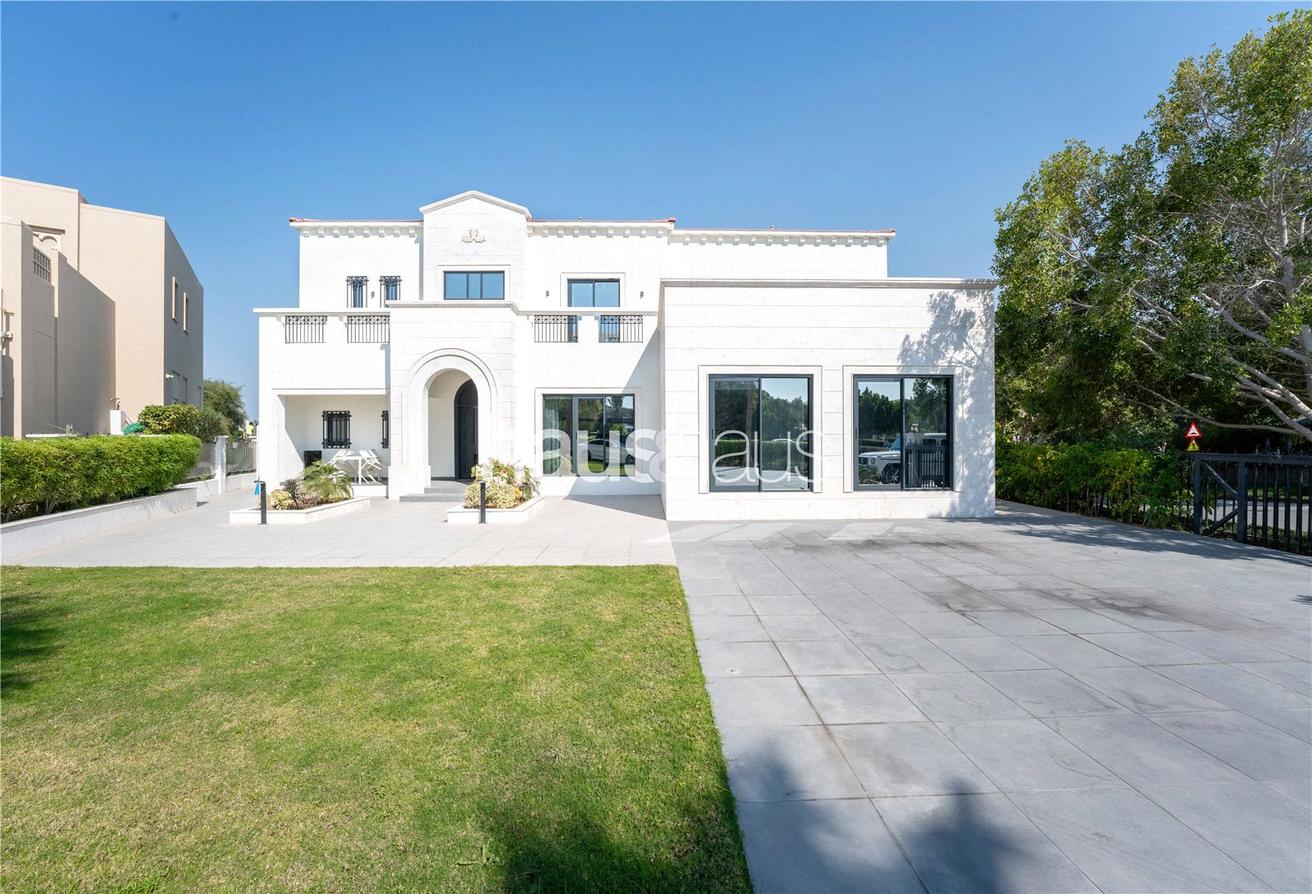 Villa T4 em Jumeirah Islands, UAE N.º 98624