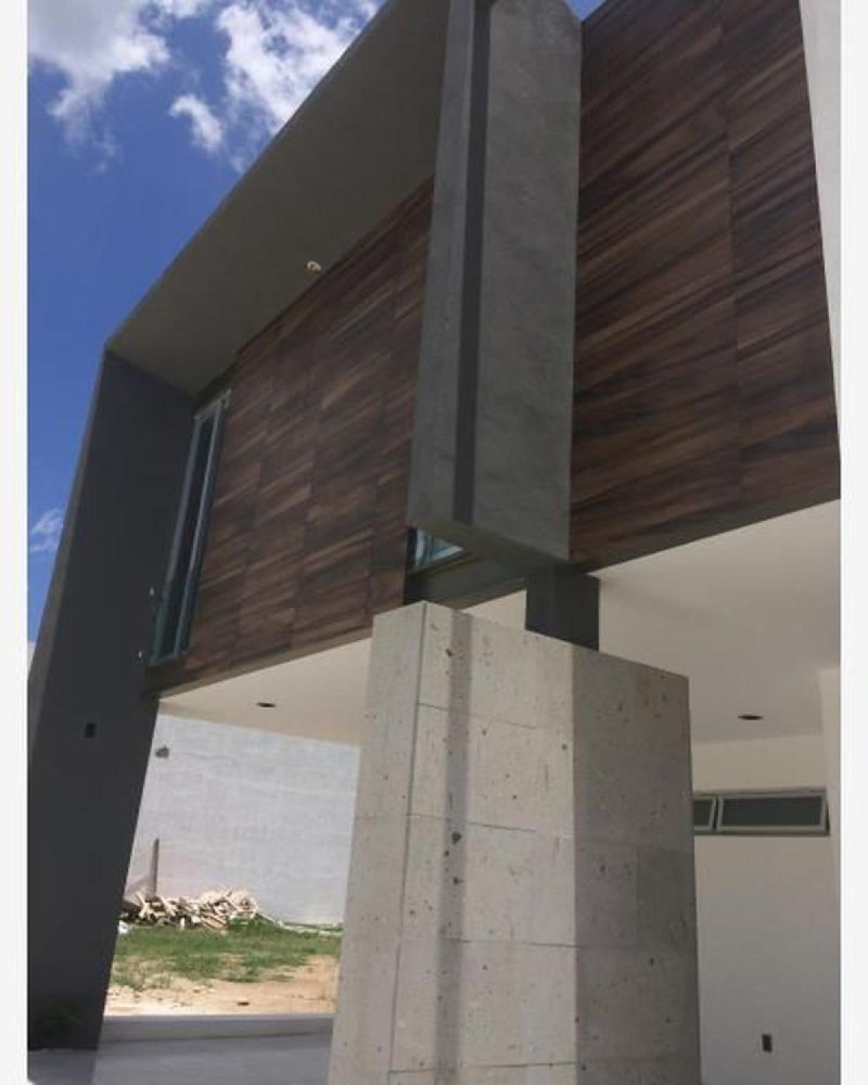 Casa de 3 dormitorios en León, Mexico No. 148253