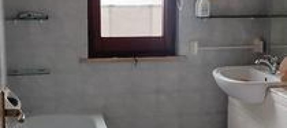 Apartamento de 4 divisões em Oristano, Italy N.º 272159 2