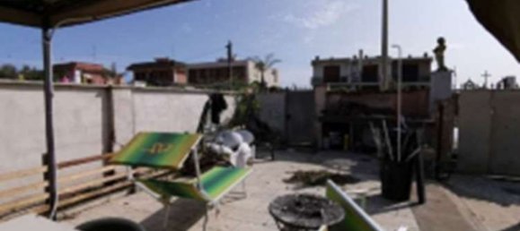 4-salle Appartement à Pomezia, Italy No. 186359 4