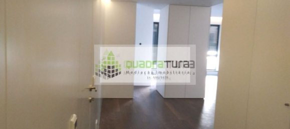 Apartamento T4 em Porto, Portugal N.º 78899 3