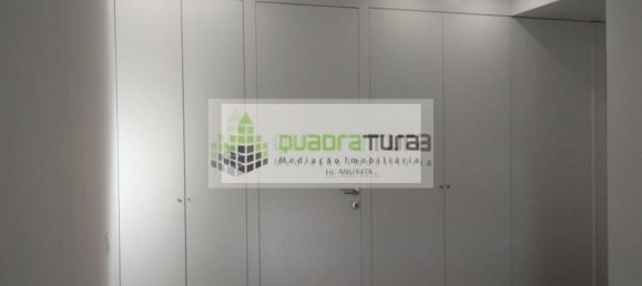 Apartamento T4 em Porto, Portugal N.º 78899 8