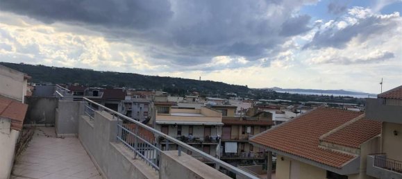 Penthouse de 2 divisões em Torregrotta, Italy N.º 19352 10