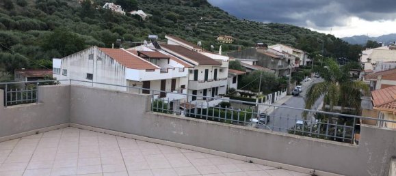 Penthouse de 2 divisões em Torregrotta, Italy N.º 19352 7