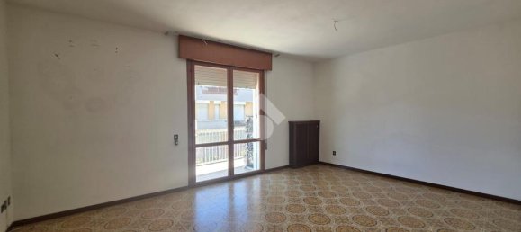 3 bedrooms Apartment in Cadoneghe, Italy No. 353932 5