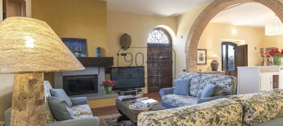 Дом с 9 спальнями в Кьюздино, Италия № 404351 9